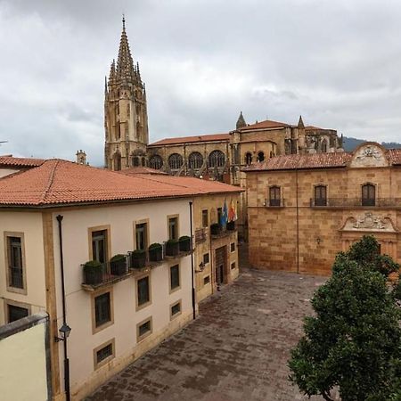 Apartamento Wamba - La Catedral Oviedo Exterior foto