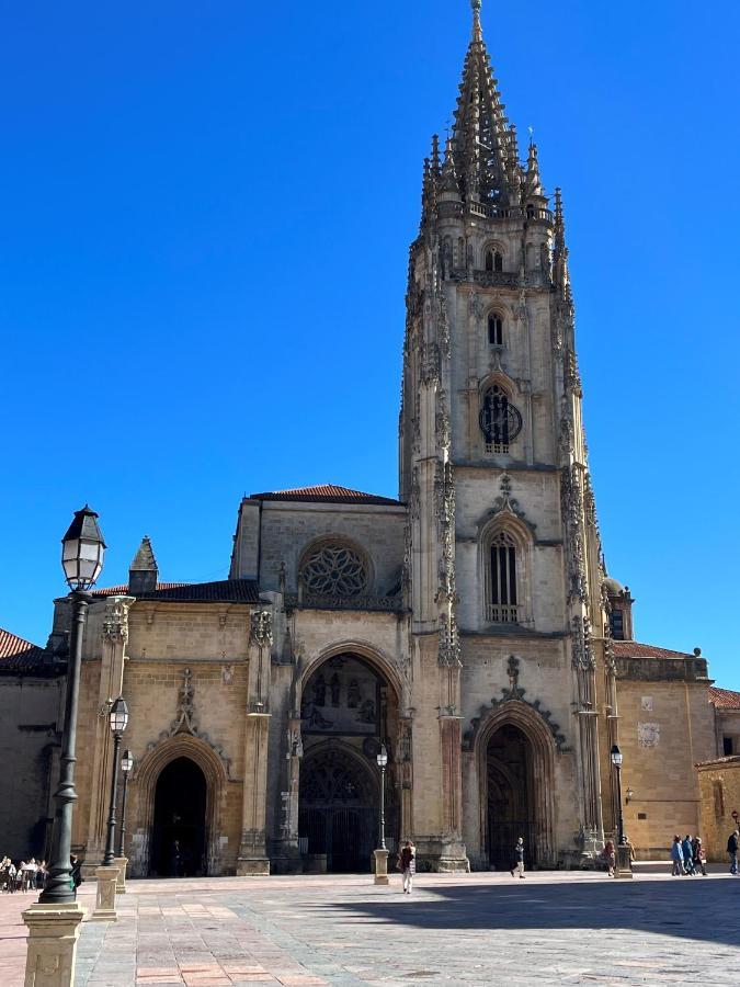 Apartamento Wamba - La Catedral Oviedo Exterior foto