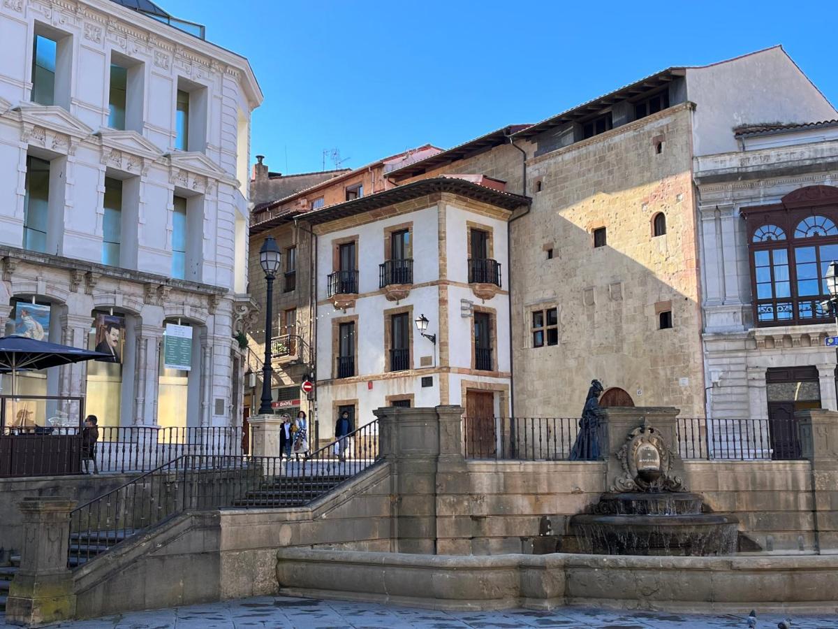 Apartamento Wamba - La Catedral Oviedo Exterior foto