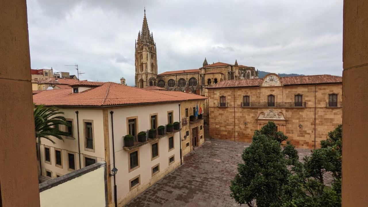 Apartamento Wamba - La Catedral Oviedo Exterior foto